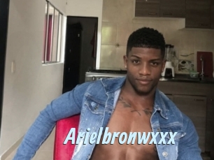 Arielbronwxxx