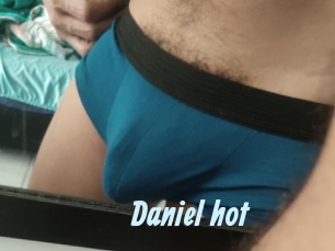 Daniel_hot