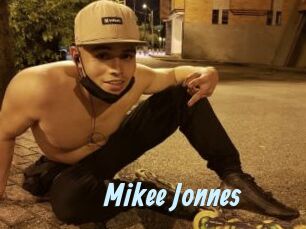 Mikee_Jonnes