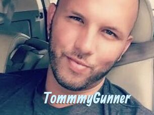TommmyGunner