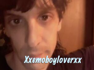 Xxemoboyloverxx